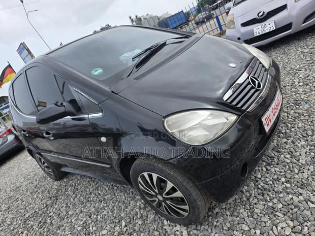 Mercedes-Benz A-Class 2018 Black