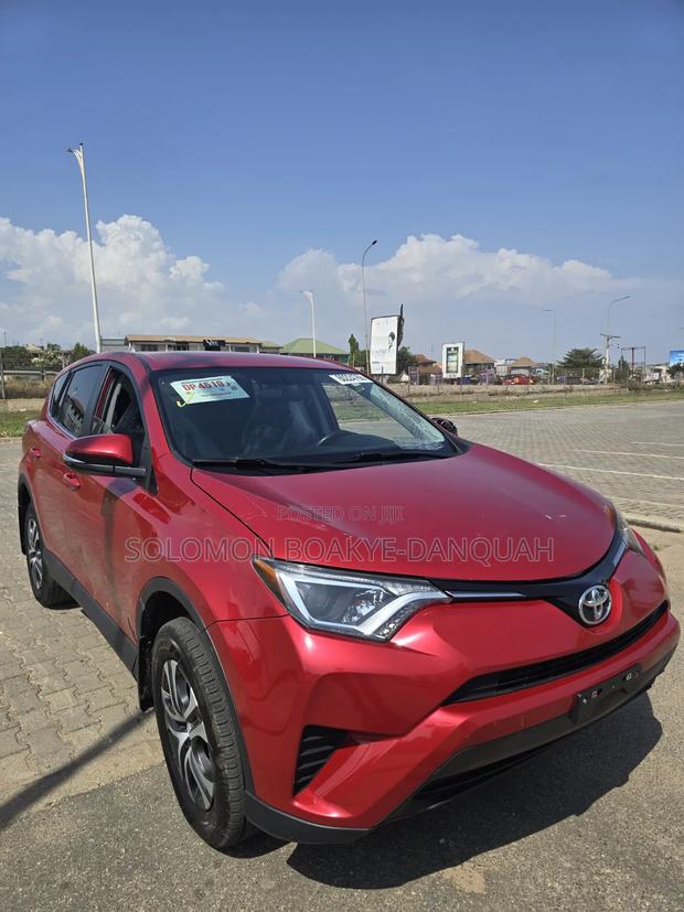 Toyota RAV4 LE AWD (2.5L 4cyl 6A) 2017 Red