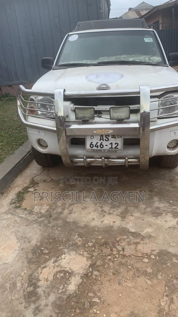 Nissan Frontier LE V6 Crew Cab 2004 White