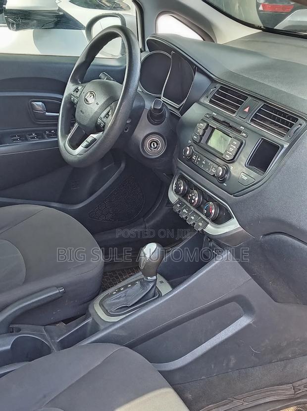 Kia Rio EX 4dr Sedan (1.6L 4cyl 6A) 2013 Silver