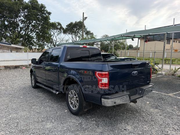 Ford F-150 2018 Blue
