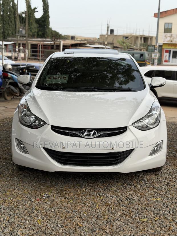 Hyundai Avante 2013 White