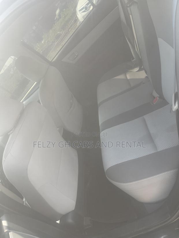 Toyota Corolla LE 4dr Sedan (1.8L 4cyl CVT) 2017 Black