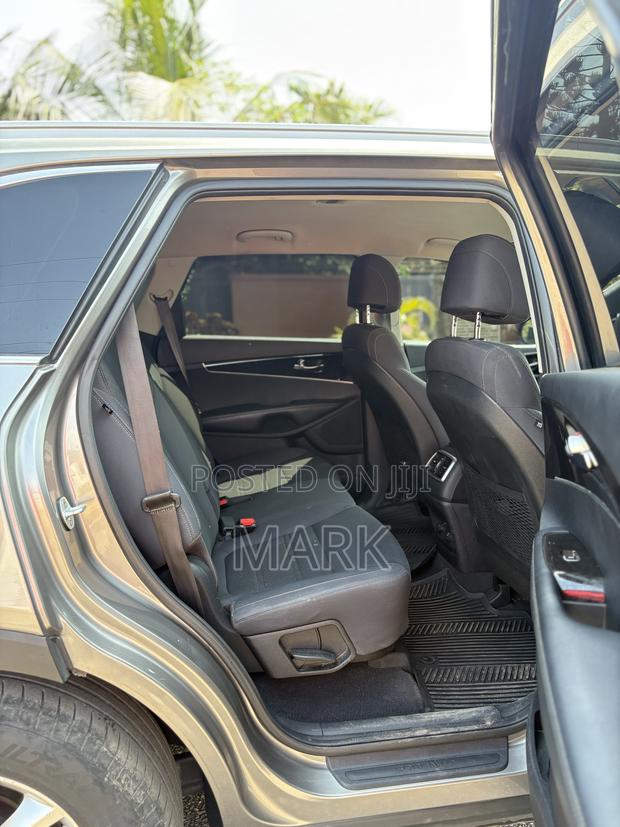 Kia Sorento 2017 Gray