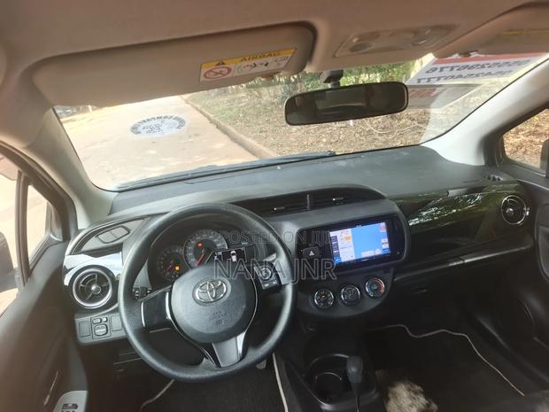 Toyota Vitz 2016 Black
