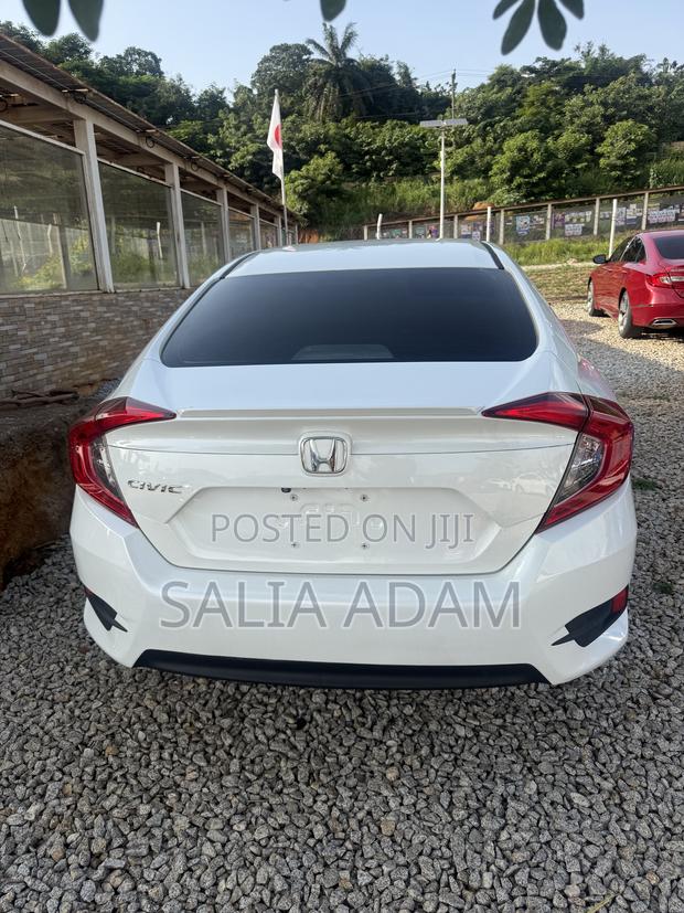 Honda Civic 2017 White