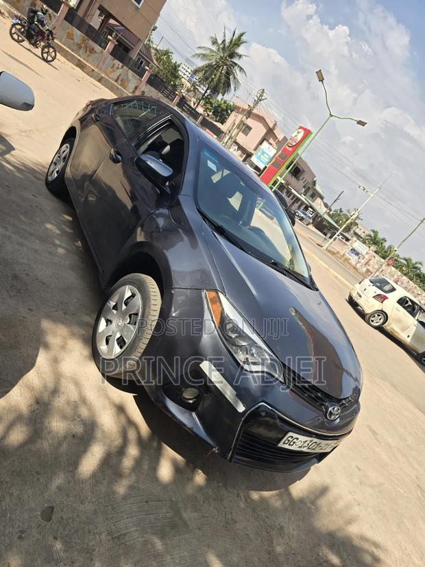 Toyota Corolla S 4dr Sedan (1.8L 4cyl CVT) 2014 Gray