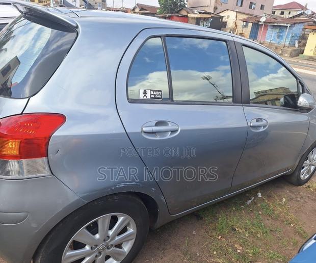 Toyota Yaris 2011