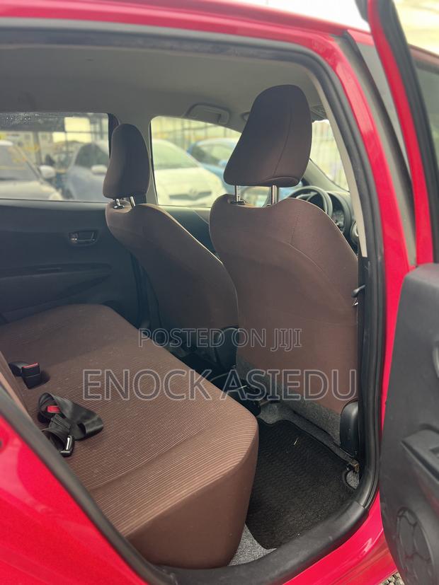 Toyota Vitz 1.3 AWD 3dr 2013 Pink