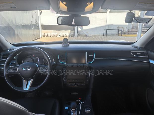 Infiniti QX50 2019 Blue