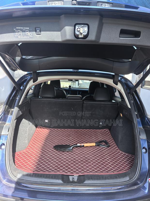 Infiniti QX50 2019 Blue