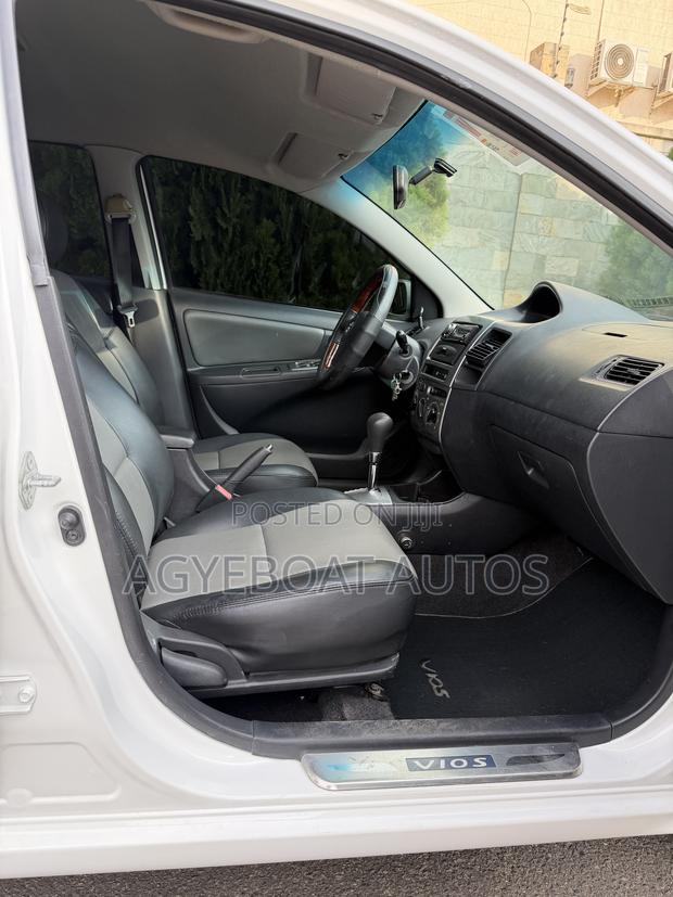 Toyota Vios 2010 White