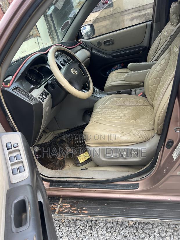 Toyota Highlander 2007 Brown