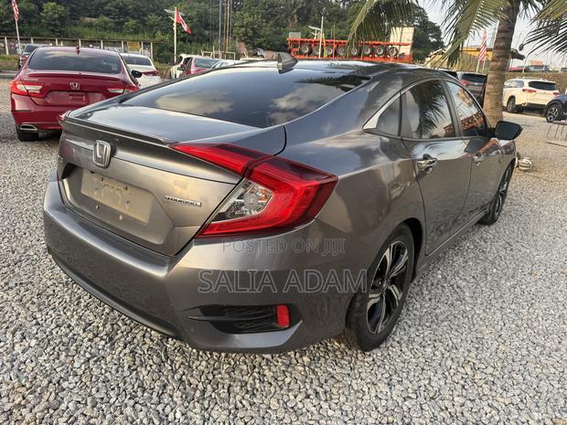 Honda Civic 2018 Beige