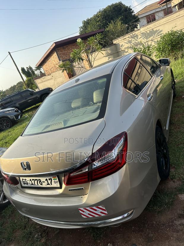 Honda Accord EX-L 4dr Sedan FWD (2.4L 4cyl 2A) 2016 Gold