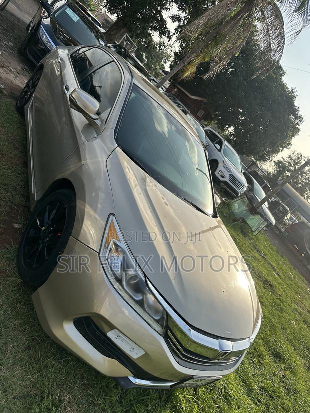 Honda Accord EX-L 4dr Sedan FWD (2.4L 4cyl 2A) 2016 Gold