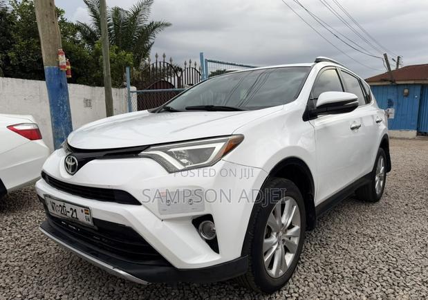 Toyota RAV4 2017 White