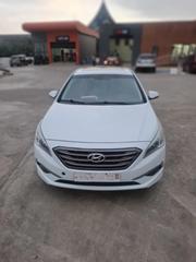 Hyundai Sonata Limited Sedan FWD (2.4L 4cyl 6A) 2017 White for sale