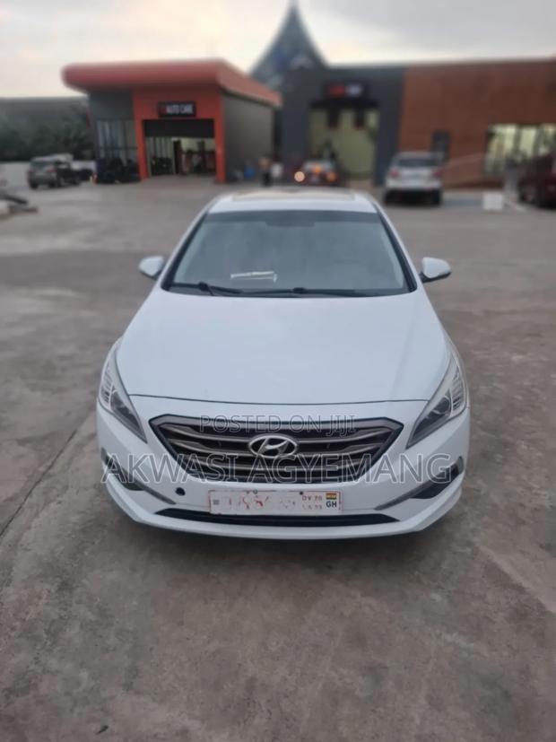 Hyundai Sonata Limited Sedan FWD (2.4L 4cyl 6A) 2017 White