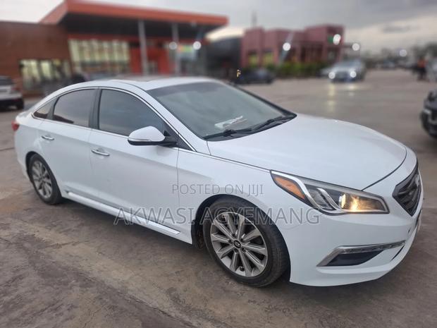 Hyundai Sonata Limited Sedan FWD (2.4L 4cyl 6A) 2017 White