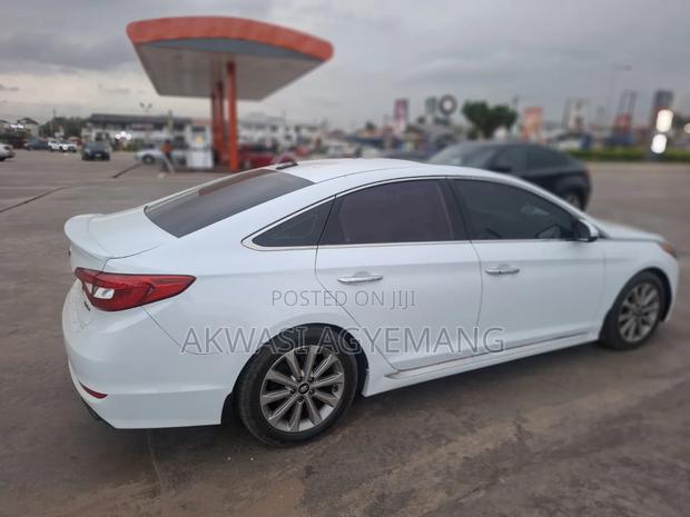 Hyundai Sonata Limited Sedan FWD (2.4L 4cyl 6A) 2017 White