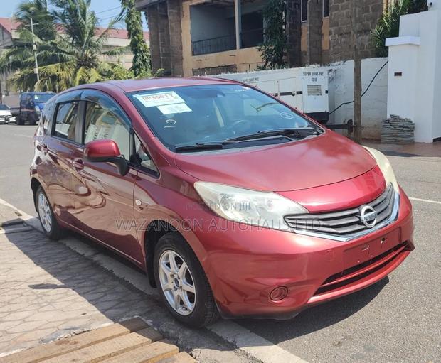 Nissan Note 1.6 Petrol 2016 Red