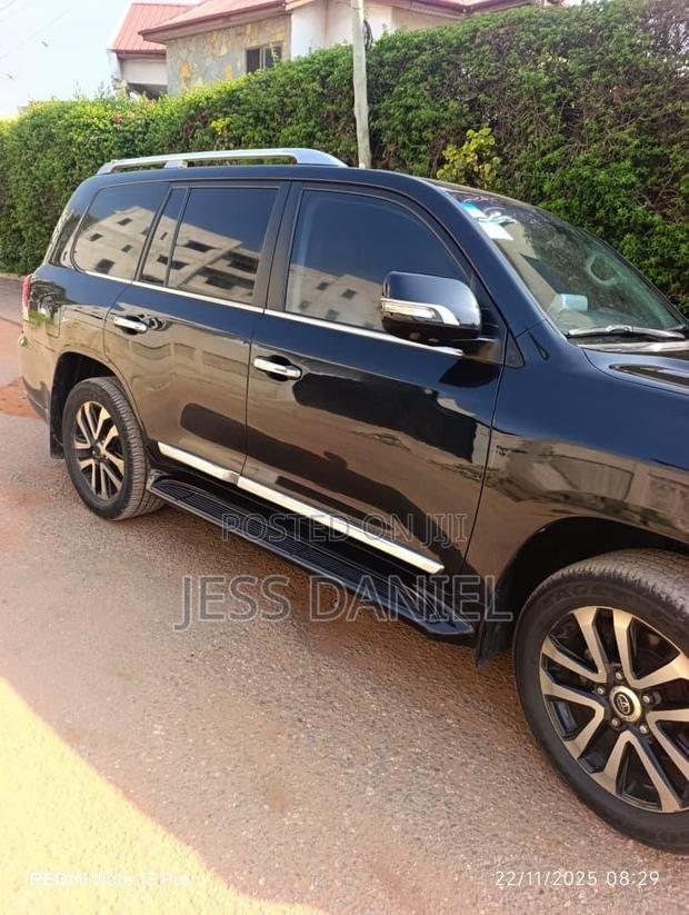 Toyota Land Cruiser 2019 Black