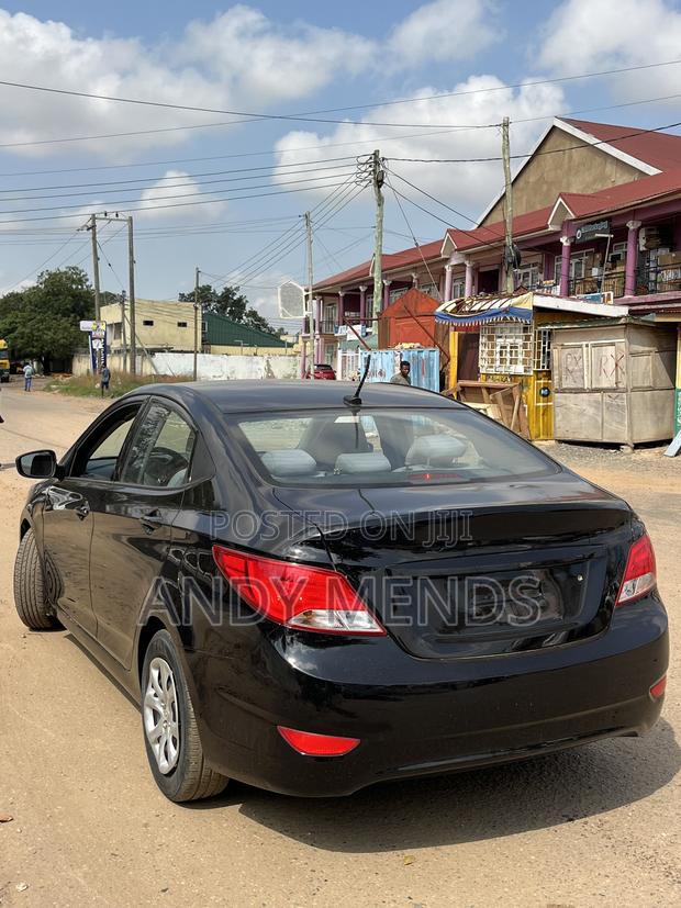 Hyundai Accent 2015 Black