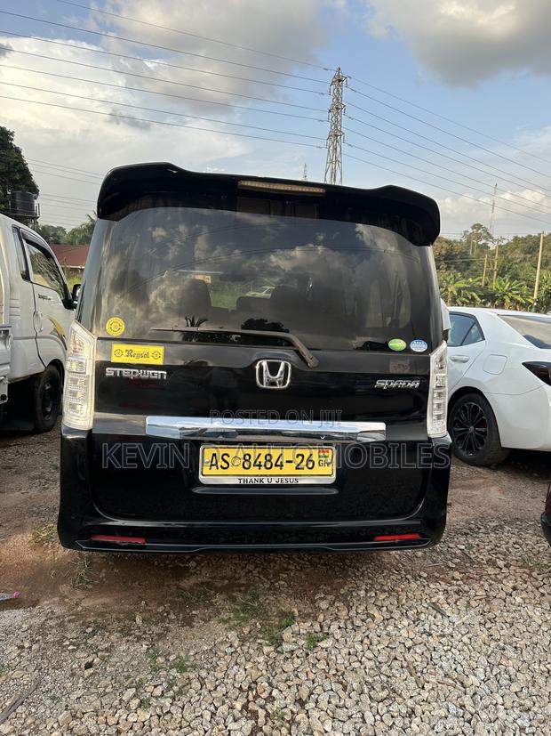 Honda Stepwgn 2012 Black
