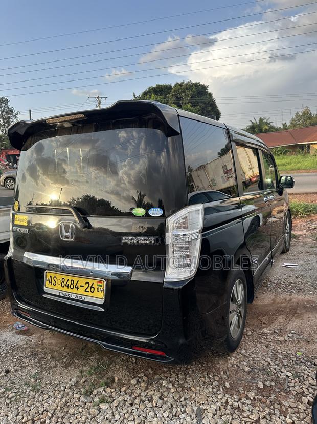Honda Stepwgn 2012 Black