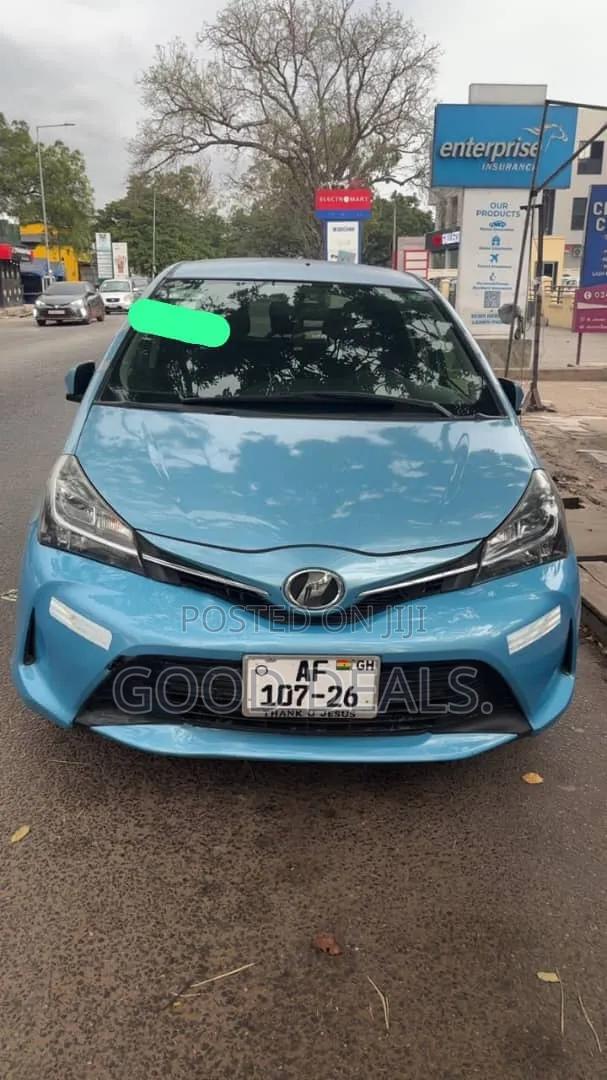 Toyota Vitz 1.5 FWD 5dr 2017 Blue