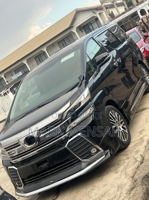 Toyota Vellfire 2.5 Z 2016 Black