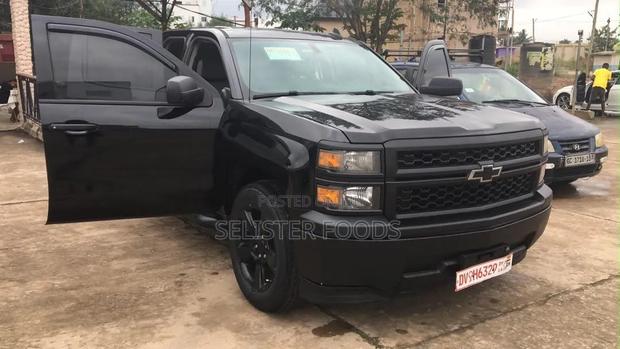 Chevrolet Silverado 2016 Black