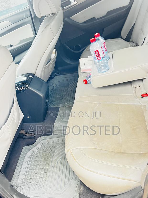 Hyundai Sonata Sport 2.0T Sedan FWD (2.0L 4cyl 6A) 2017 Blue