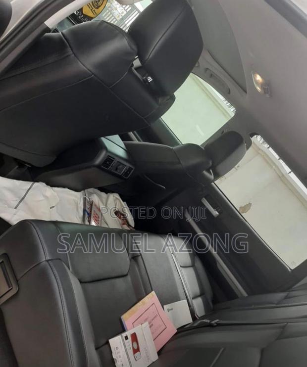 Toyota Tundra Limited 5.7L V8 4x4 Double Cab 6.6 ft. box 145.7 in. WB