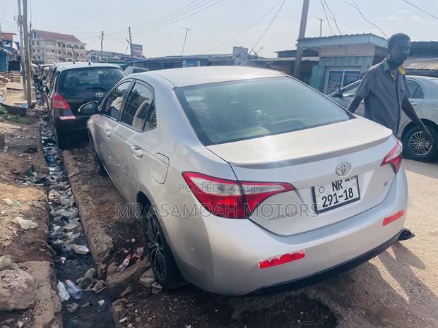 Toyota Corolla S 4dr Sedan (1.8L 4cyl CVT) 2014 Silver
