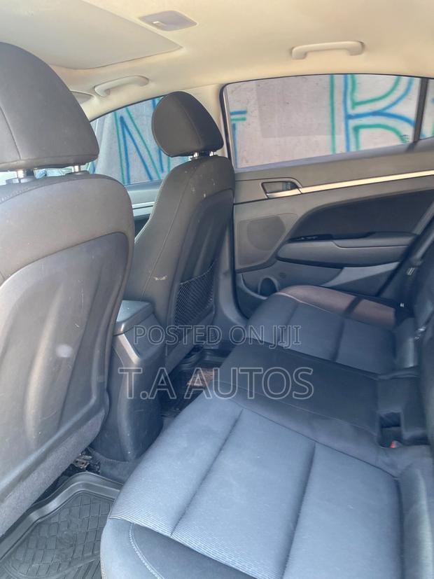 Hyundai Elantra Sport 2018 White