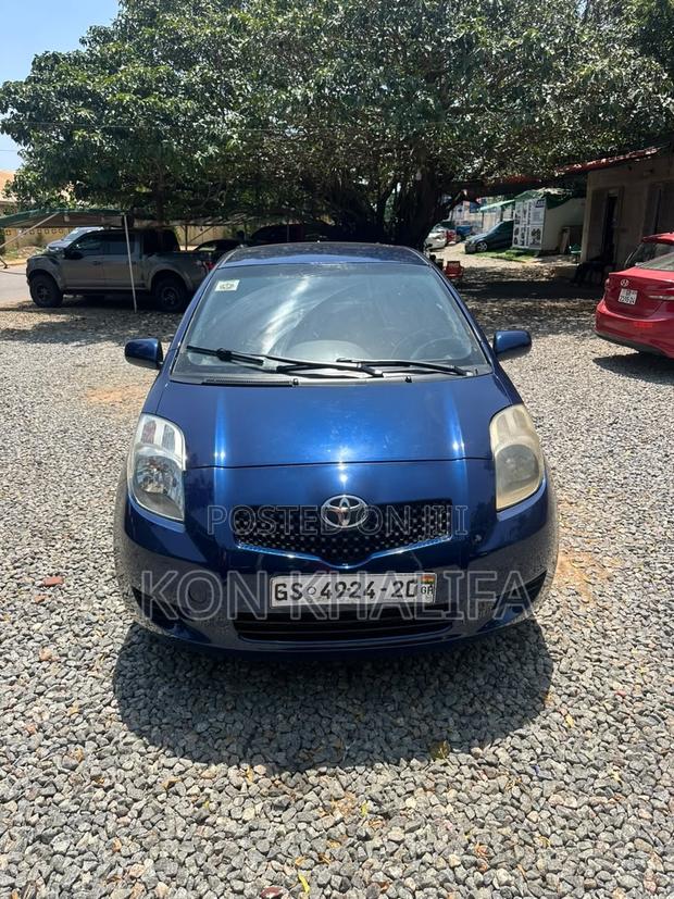 Toyota Yaris 2010 Blue