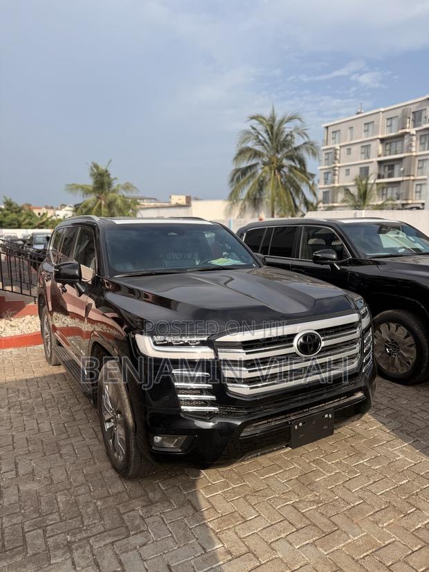 New Toyota Land Cruiser 2026 Black
