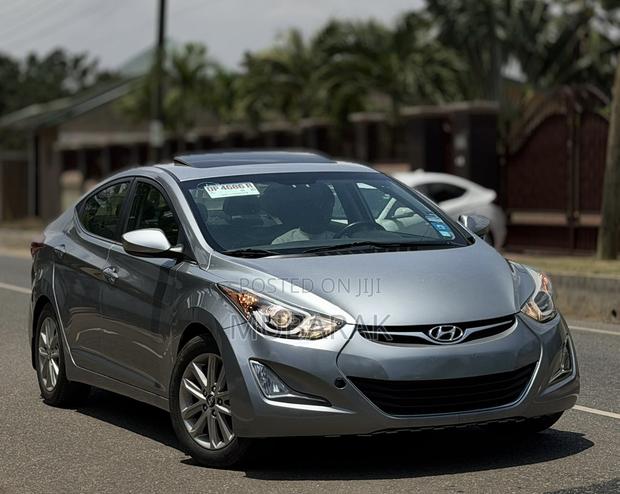 Hyundai Elantra 2015 Silver