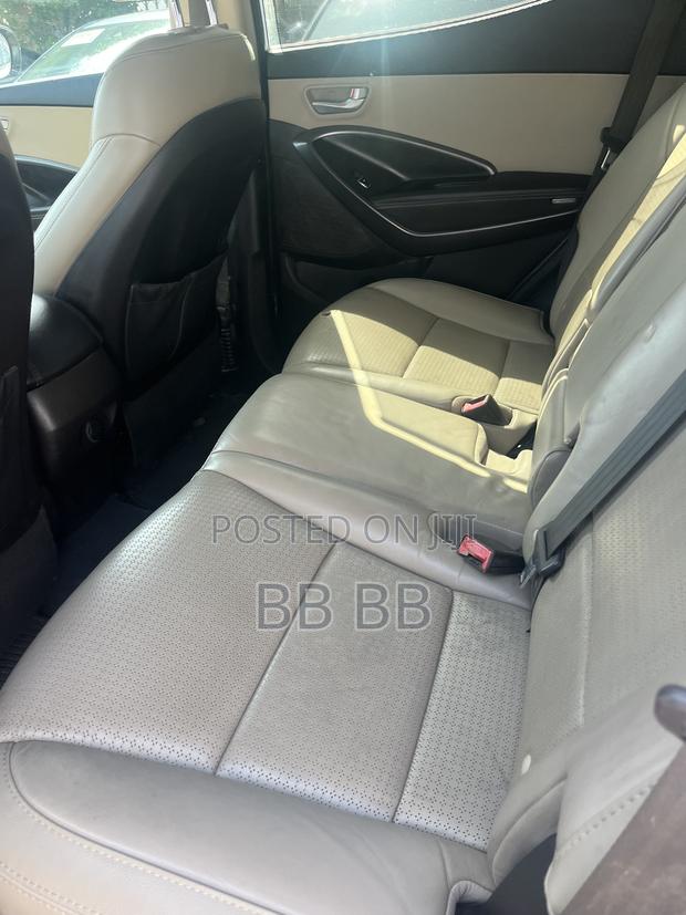 Hyundai Santa Fe 2014 White