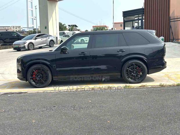 New Zeekr 9X 2026 Black