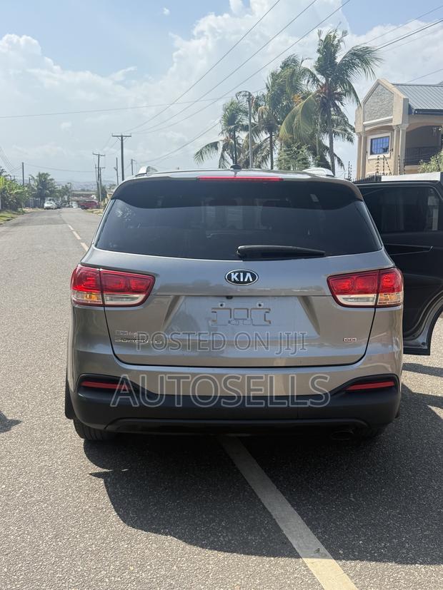 Kia Sorento 2.4L LX AWD 2017 Gray