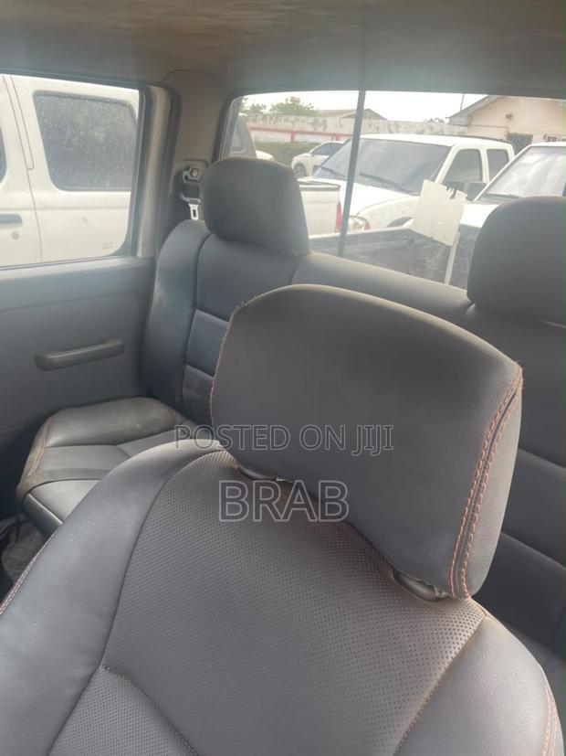 Nissan Hardbody 2015 White