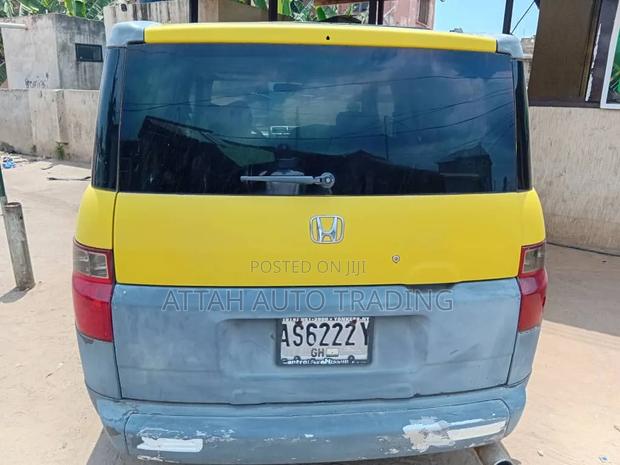 Honda Element 2008 Yellow
