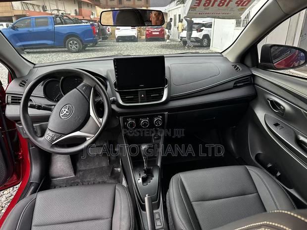 Toyota Yaris 2023 Red