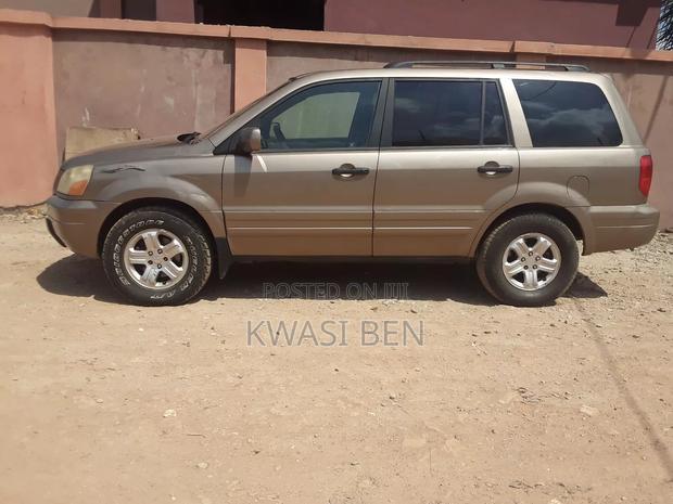 Honda Pilot 2004 Gray