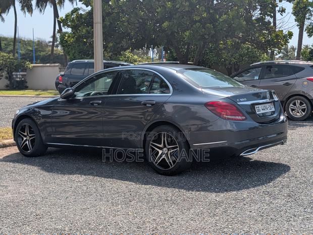 Mercedes-Benz C180 2015 Gray
