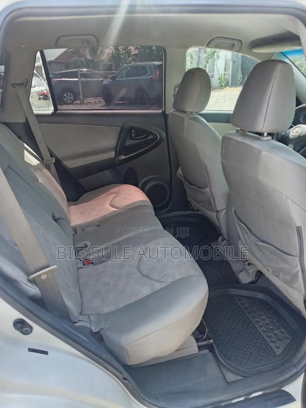 Toyota RAV4 2.5 4x4 2012 White