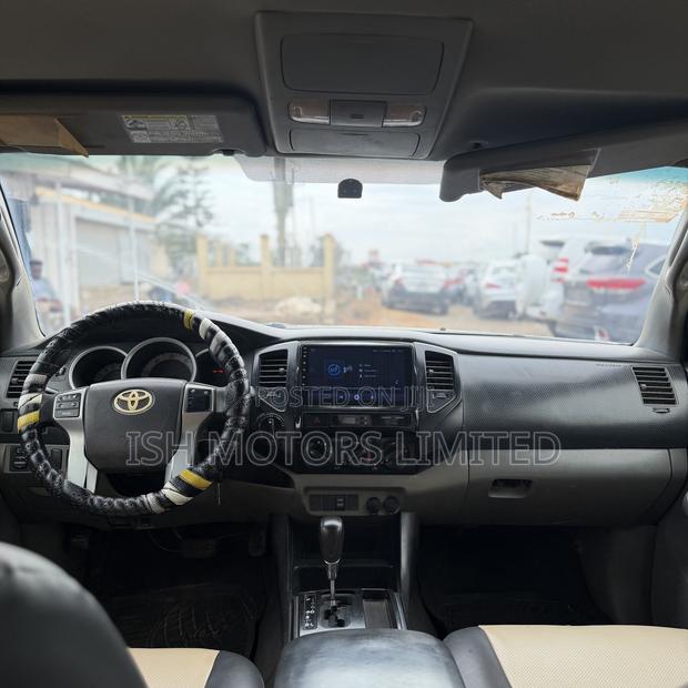 Toyota Tacoma Double Cab V6 Automatic 2010 Black